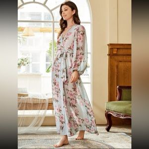 SHEIN FLORAL PRINT BELTED ROBE-